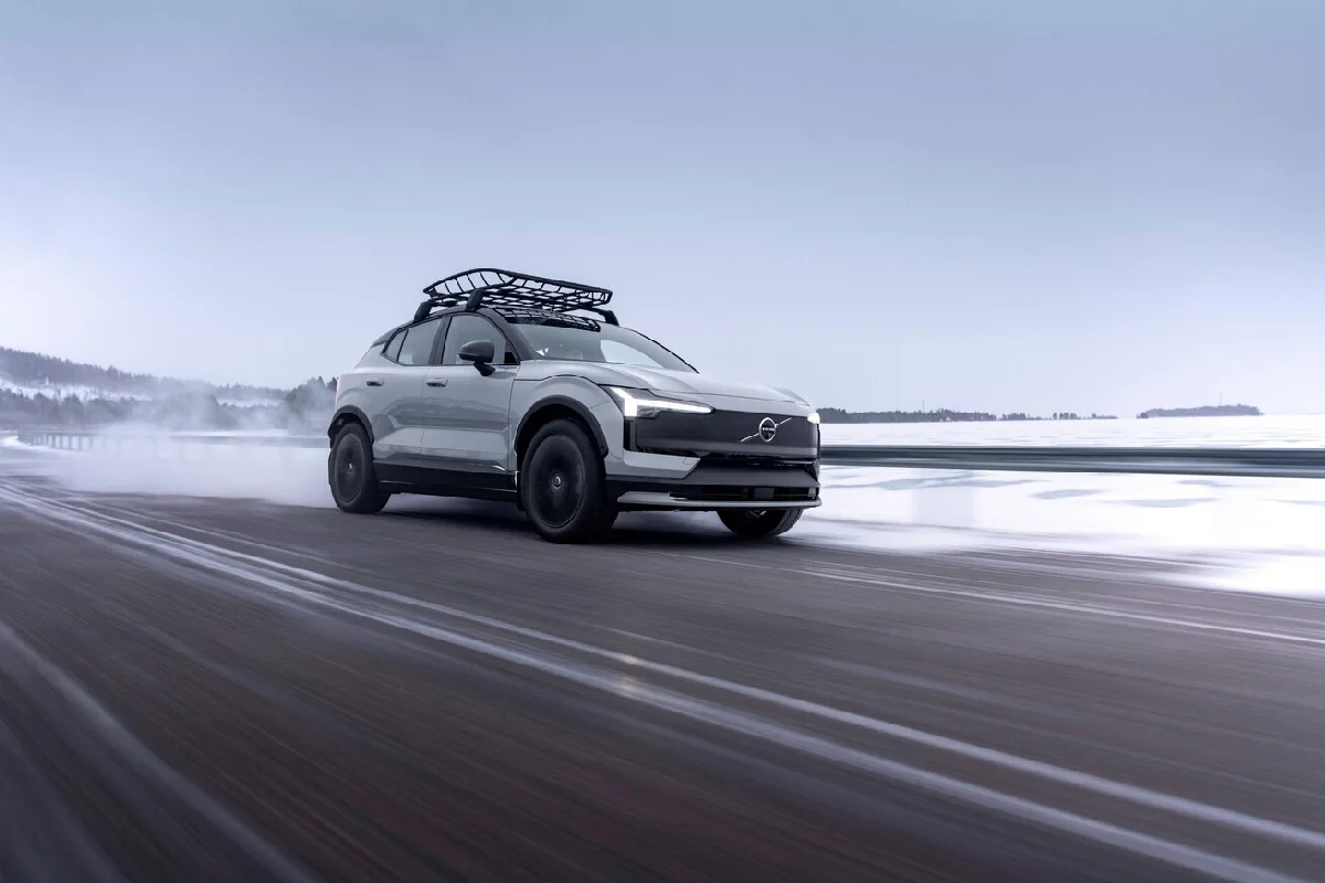Volvo EX30 Cross Country: Três Desafios Tecnológicos Superados para Off-Road Elétrico