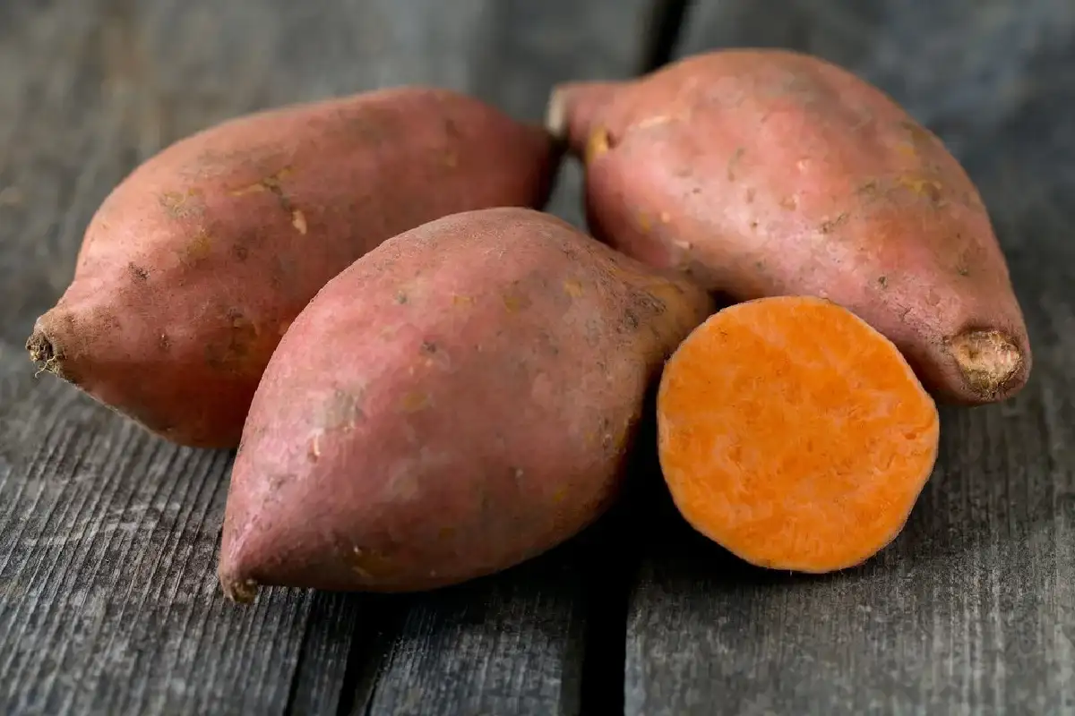 Batata-doce recheada em 5 minutos: o jantar mais rápido, cremoso e saboroso que já fizeste