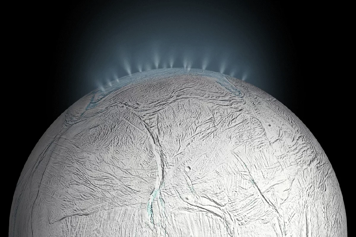 NASA Descobre Calor Oculto em Lua Gelada de Saturno: Pista para Vida Extraterrestre