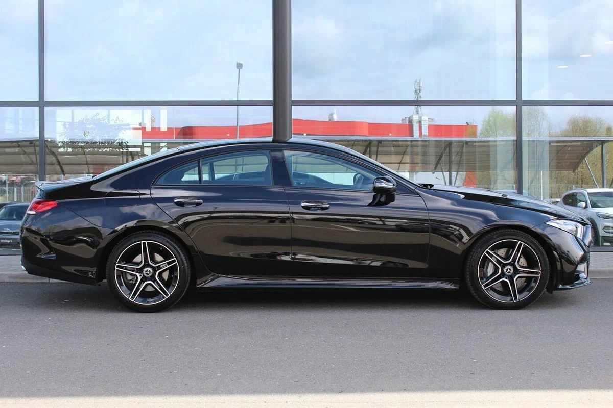 5 Carros de Luxo que Não Vale a Pena Comprar em 2025: Evite Estes Pesadelos Financeiros