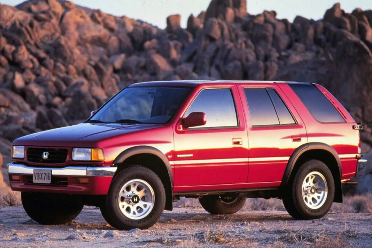 7 carros japoneses que os especialistas aconselham evitar em 2025: problemas que custam caro