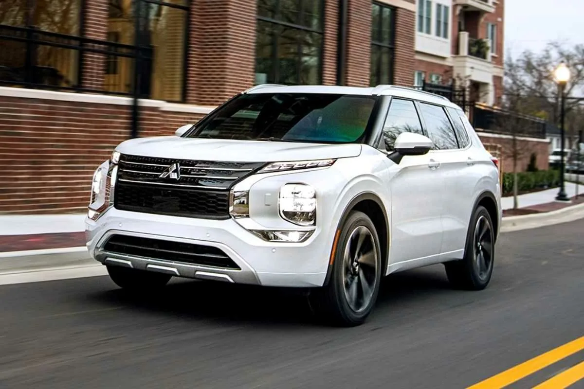 7 carros japoneses que os especialistas aconselham evitar em 2025: problemas que custam caro