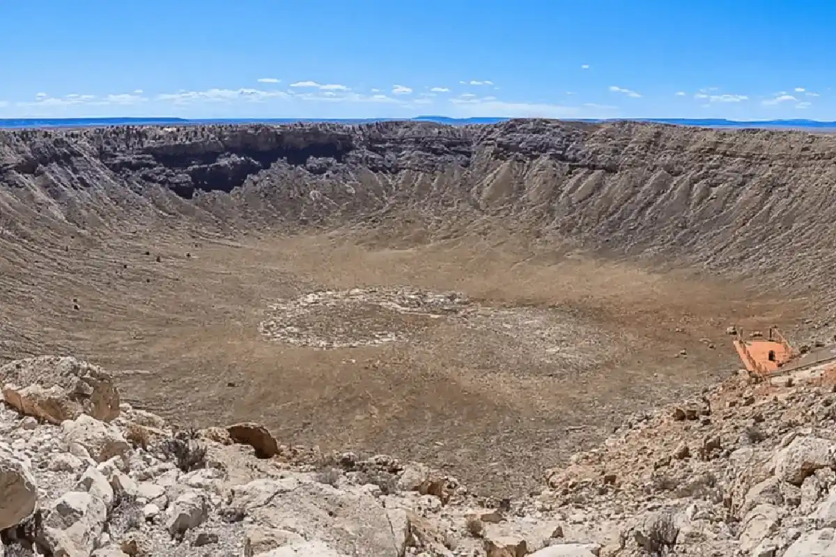 Cientistas descobrem a maior cratera meteorítica moderna da Terra