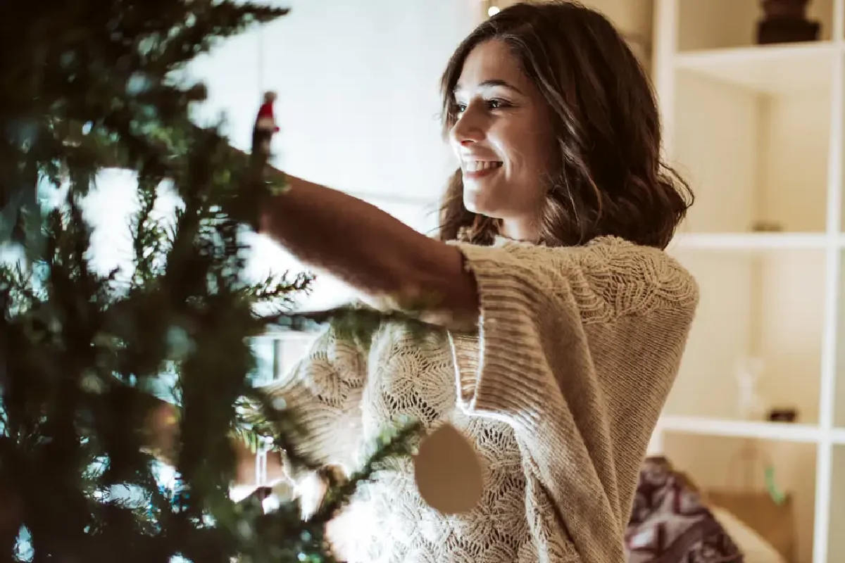 Como Limpar a Árvore de Natal e Manter a Beleza por Mais Tempo