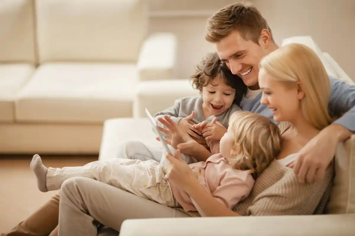 Ser Pai ou Mãe: Quatro Chaves para Criar Filhos Felizes