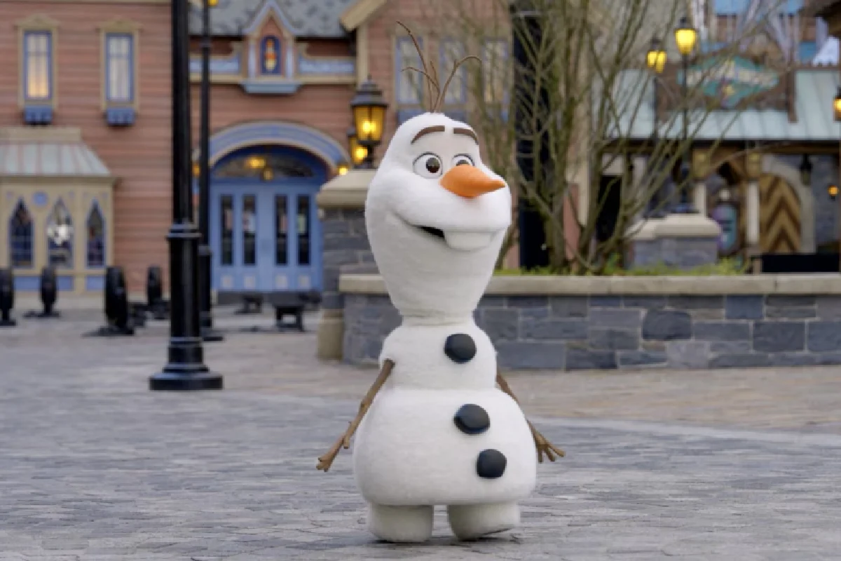 Olaf da Disney tornou-se real: em 2026 vai andar, falar e abraçar-te como se tivesse vida própria