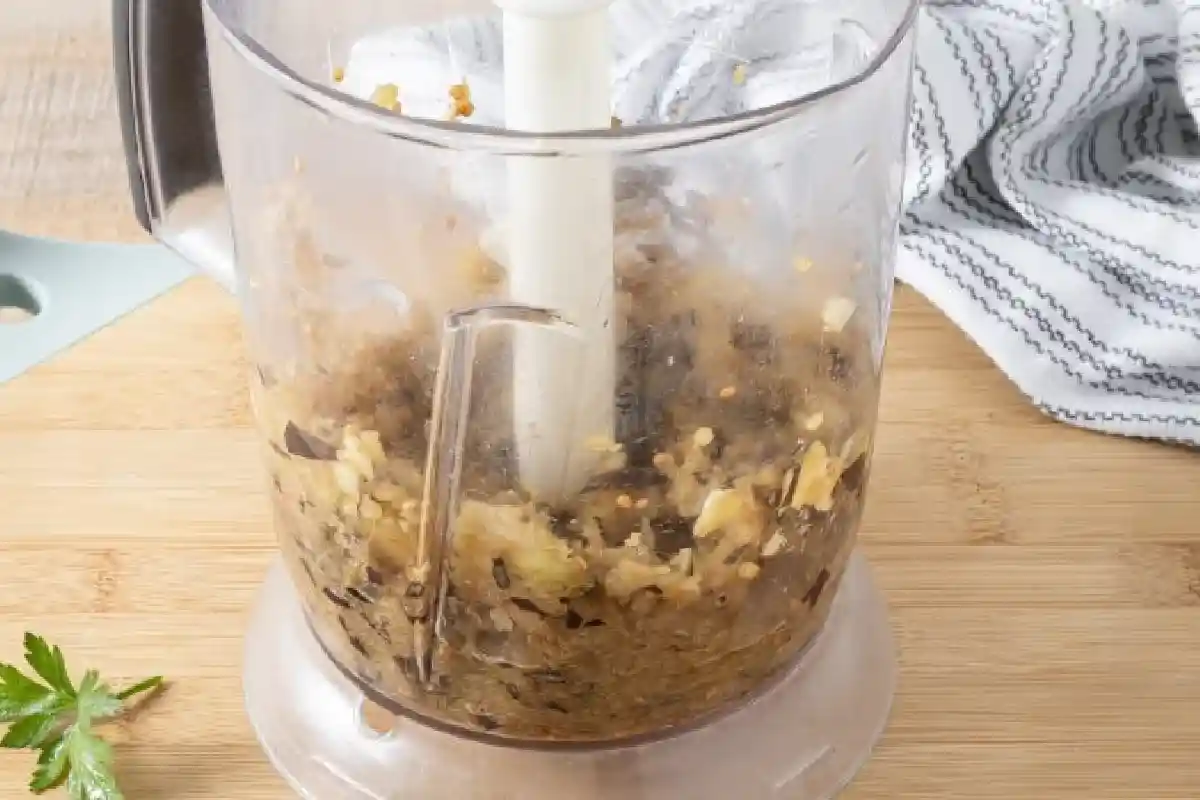 Patê de berinjela rápido e tão delicioso que até as crianças devoram 