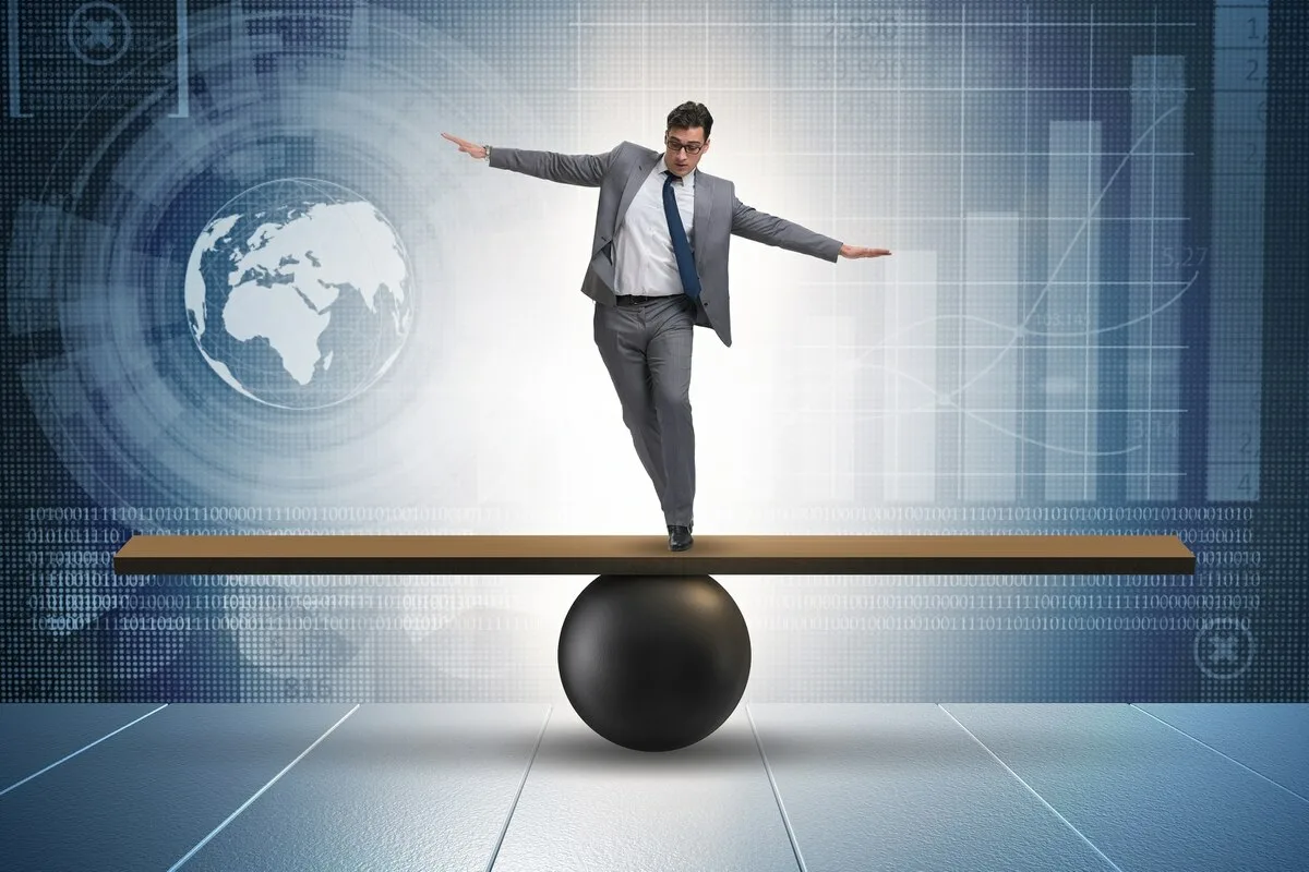 Qual é o Seu Nível de Raiva? Escolha um Punhal e Descubra