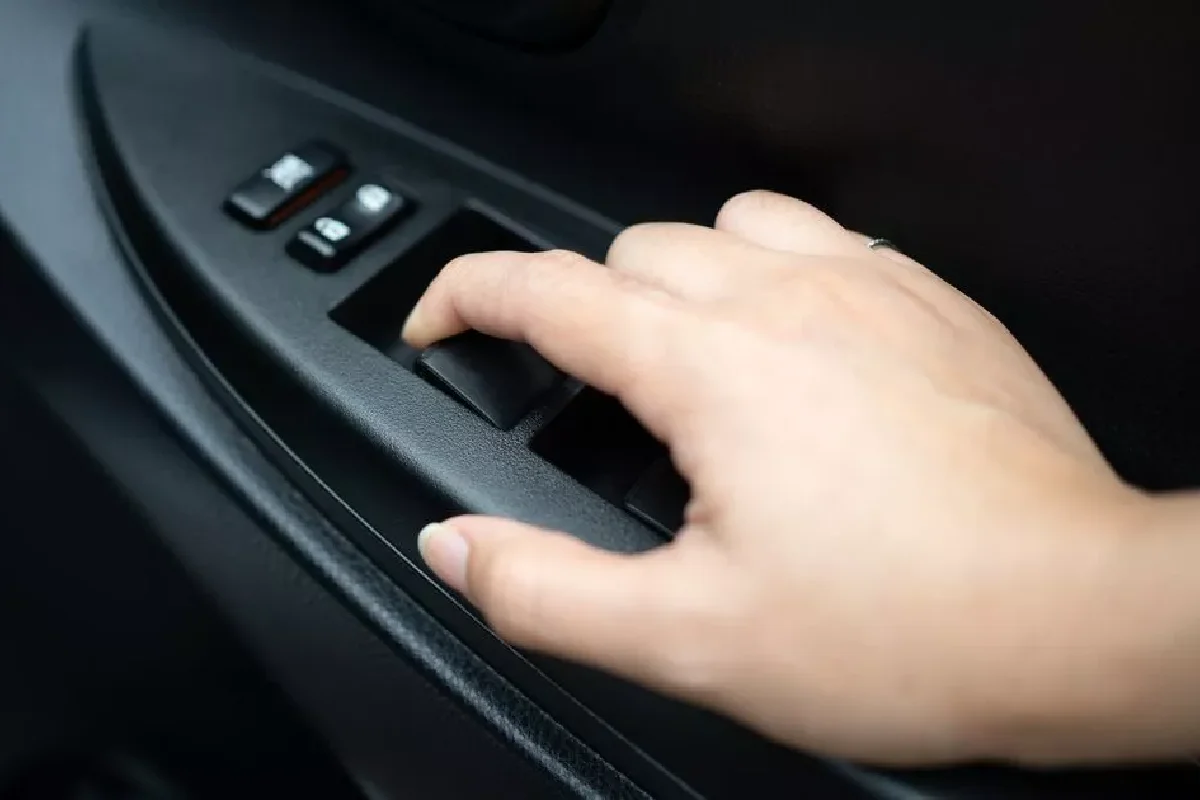 Sinais de que Seus Vidros Elétricos Estão Prestes a Falhar: Como Evitar Reparos Caros