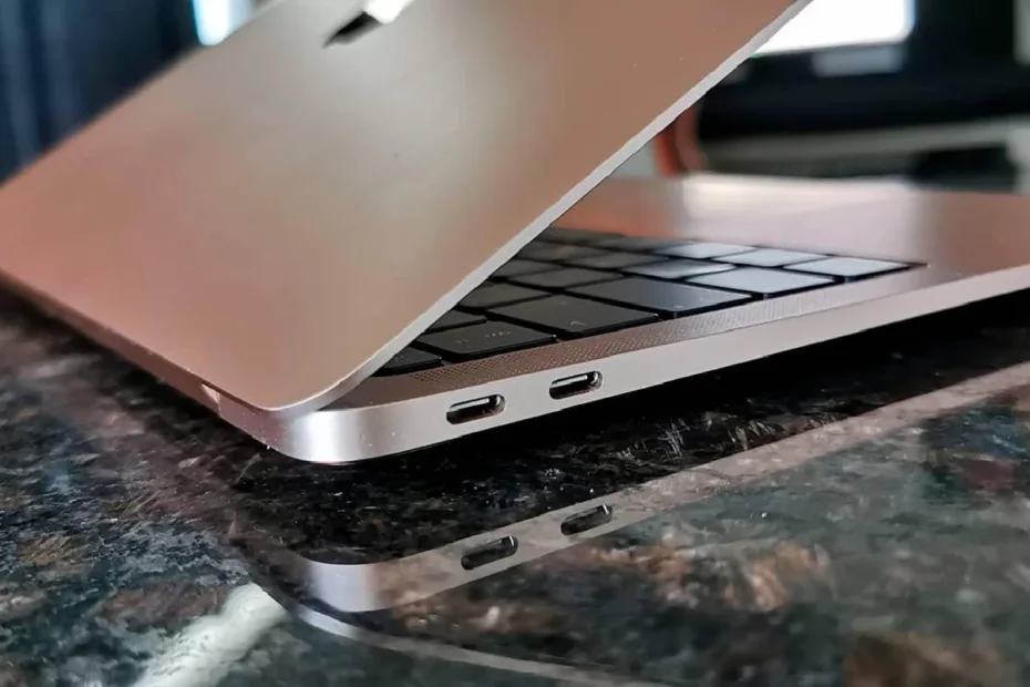 Por Que os MacBooks da Apple Agora Têm Apenas USB-C